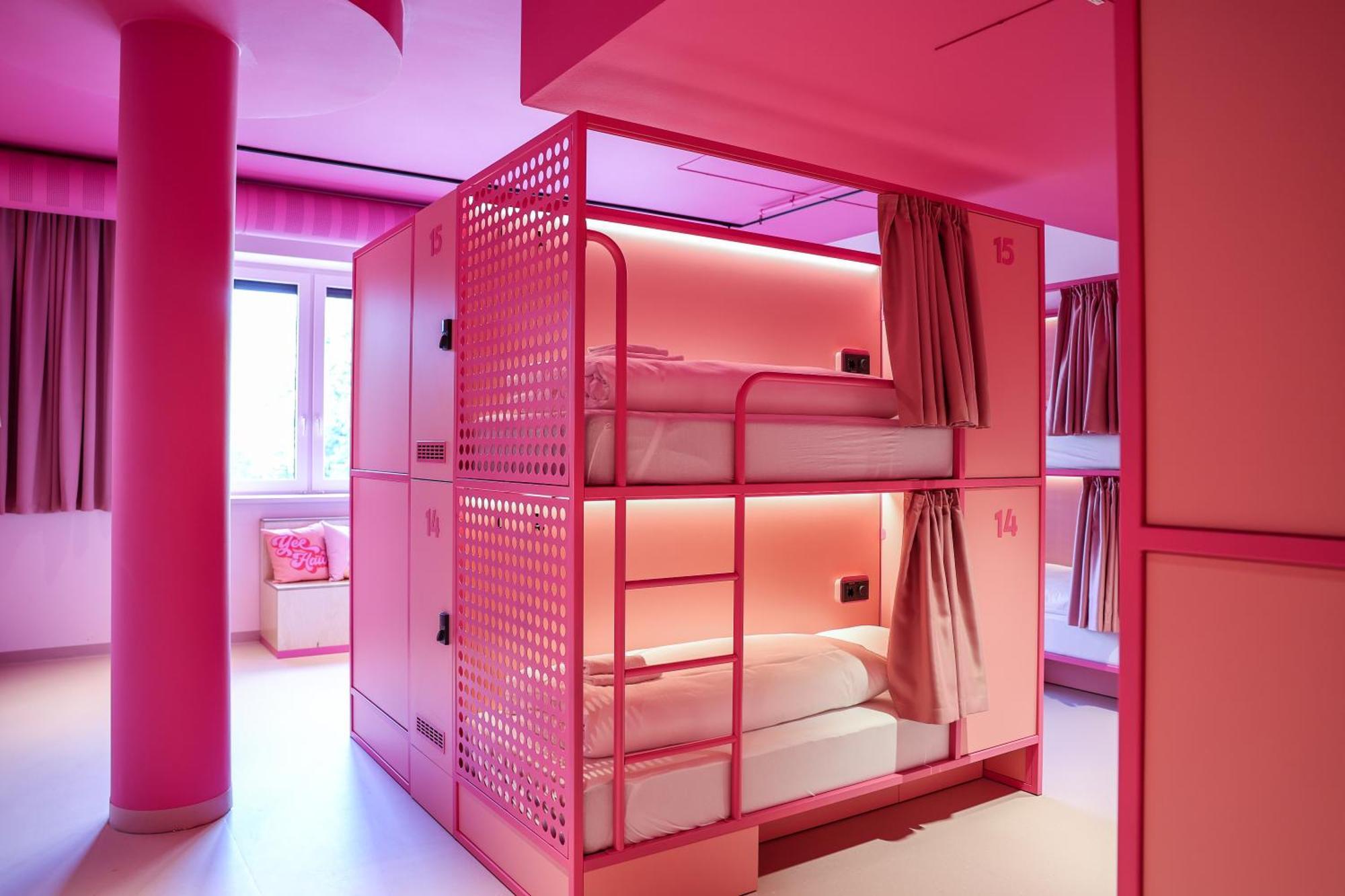 Bunks At Rode Hostel Oslo Exterior photo